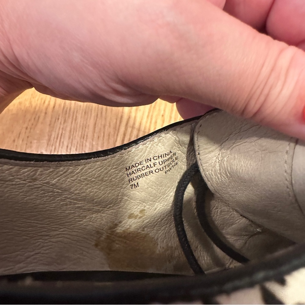 MICHAEL Michael Kors Black/Brown and White Lace Up Heel Calf Hair Oxfords Sz7 - Picture 9 of 10